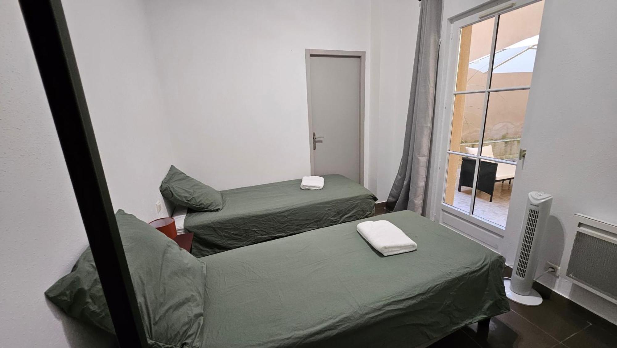 Апартаменти Le Patio St Etienne - Cite Episcopale - Parking Inclus Альбі Екстер'єр фото
